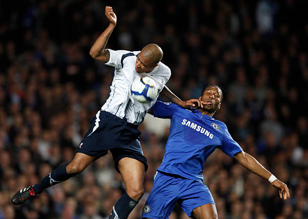 这背后隐藏 这背后隐藏