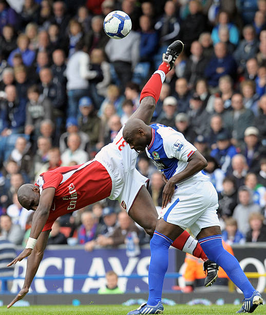 参赛队数提 参赛队数提